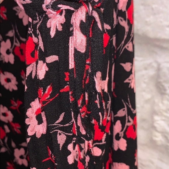 ❄️Express off the shoulder top - Picture 5 of 5